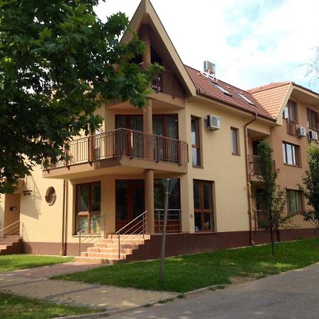 My Home Apartman Hajdúszoboszló Εξωτερικό φωτογραφία